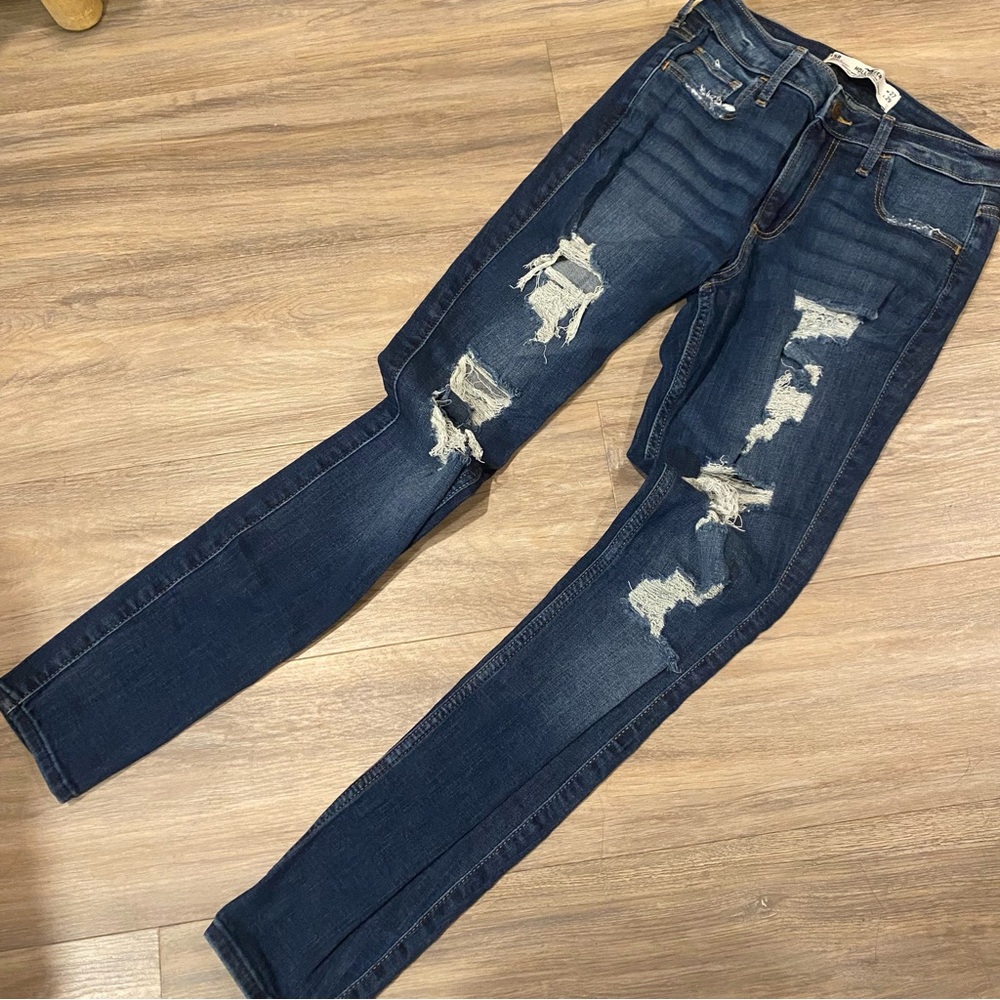 Hollister Distressed Skinny Jeans